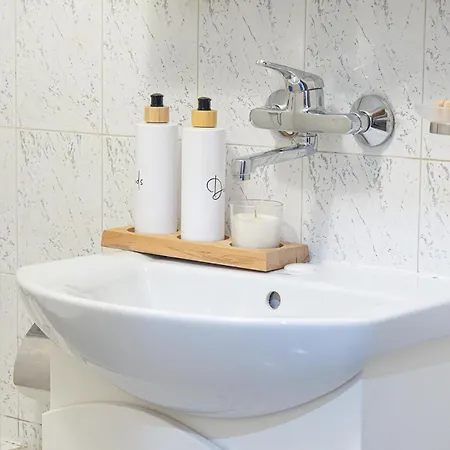 Apartament Lidia Odrin By Rv