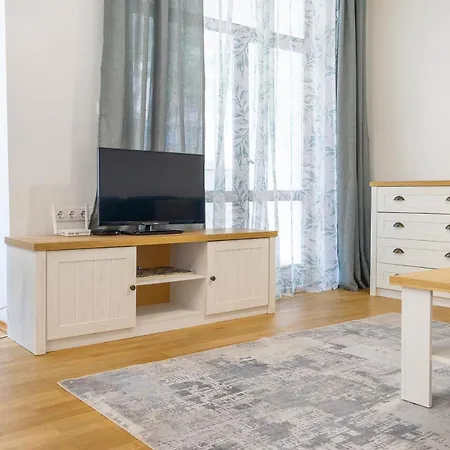 Lidia Odrin By Rv Apartment Warna