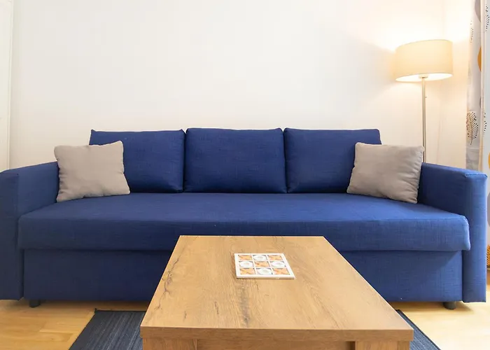 Lidia Odrin By Rv Apartment Warna